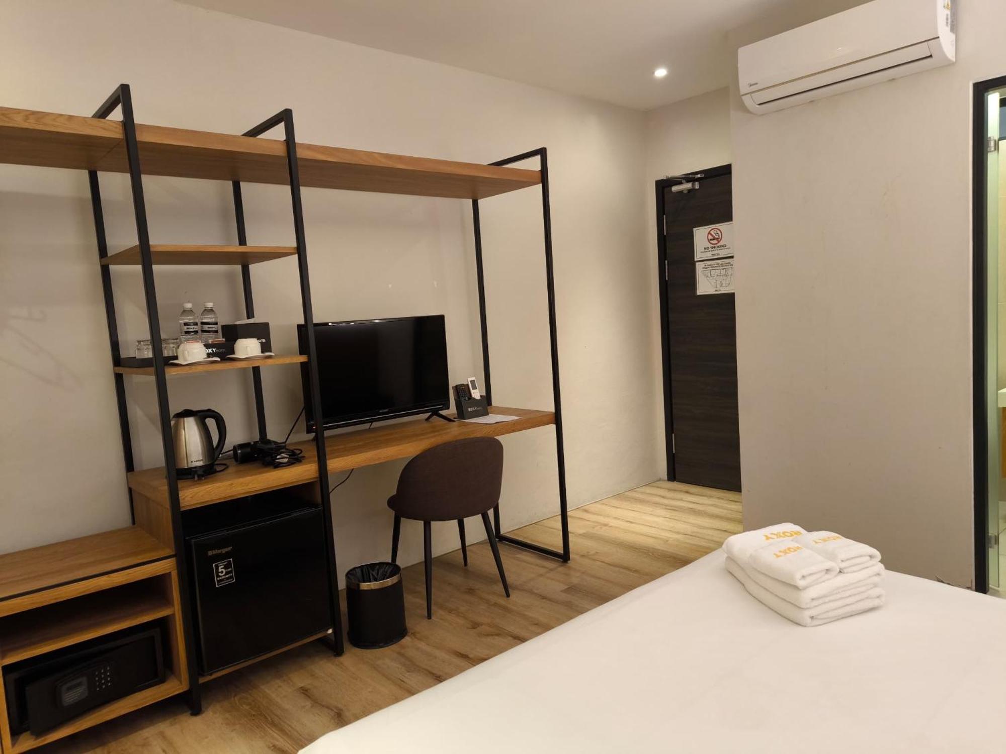 Roxy Hotel Padungan Kuching Zewnętrze zdjęcie