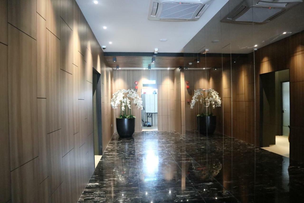 Roxy Hotel Padungan Kuching Zewnętrze zdjęcie