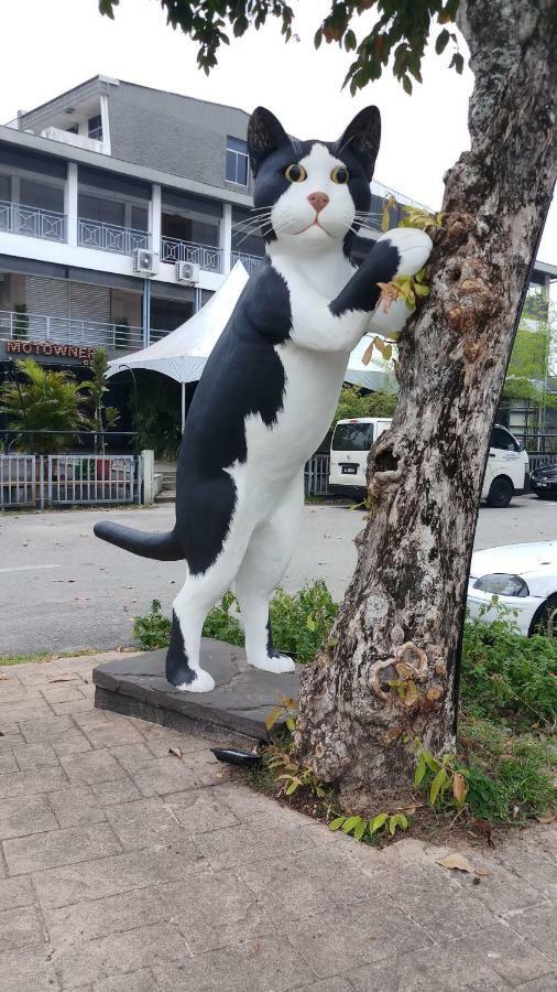 Roxy Hotel Padungan Kuching Zewnętrze zdjęcie